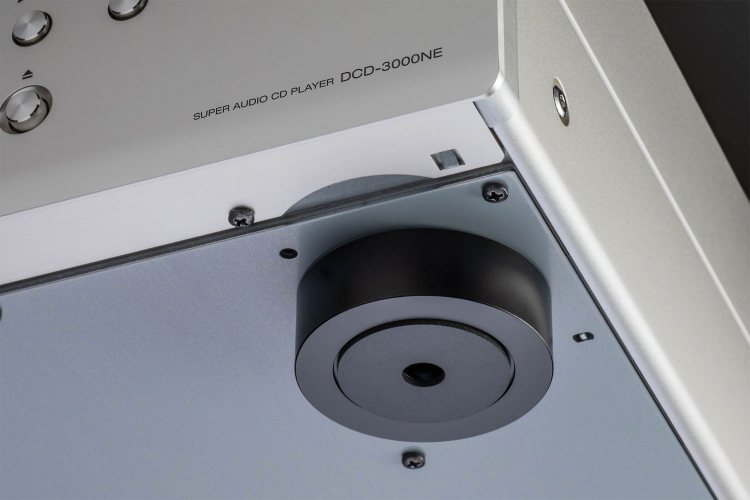 Denon DCD-3000NE Silver SACD проигрыватель