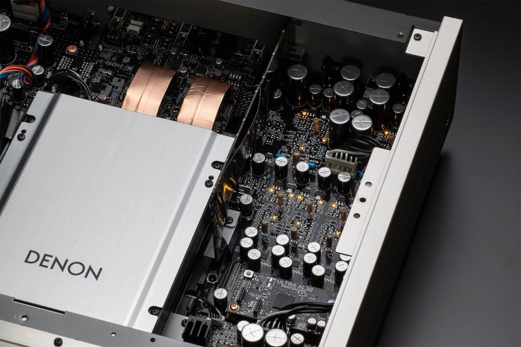 Denon DCD-3000NE Silver SACD проигрыватель