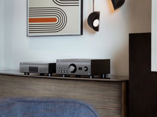 CD/SACD-проигрыватель Denon DCD-A110 Silver Graphite