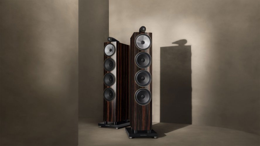 Напольная акустика Bowers & Wilkins 702 S3 Signature Datuk Gloss