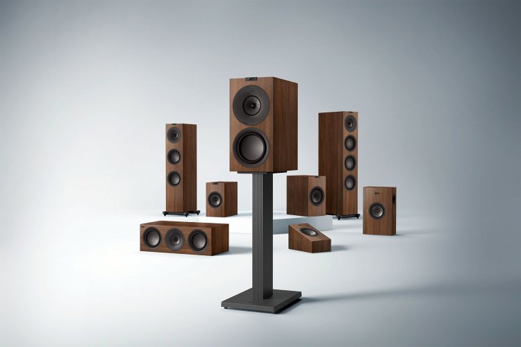 KEF Q8 Meta Walnut Акустика для Dolby Atmos