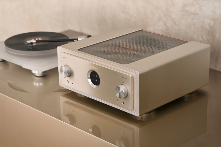 Интегрированный стерео усилитель Marantz MODEL 10 Champagne